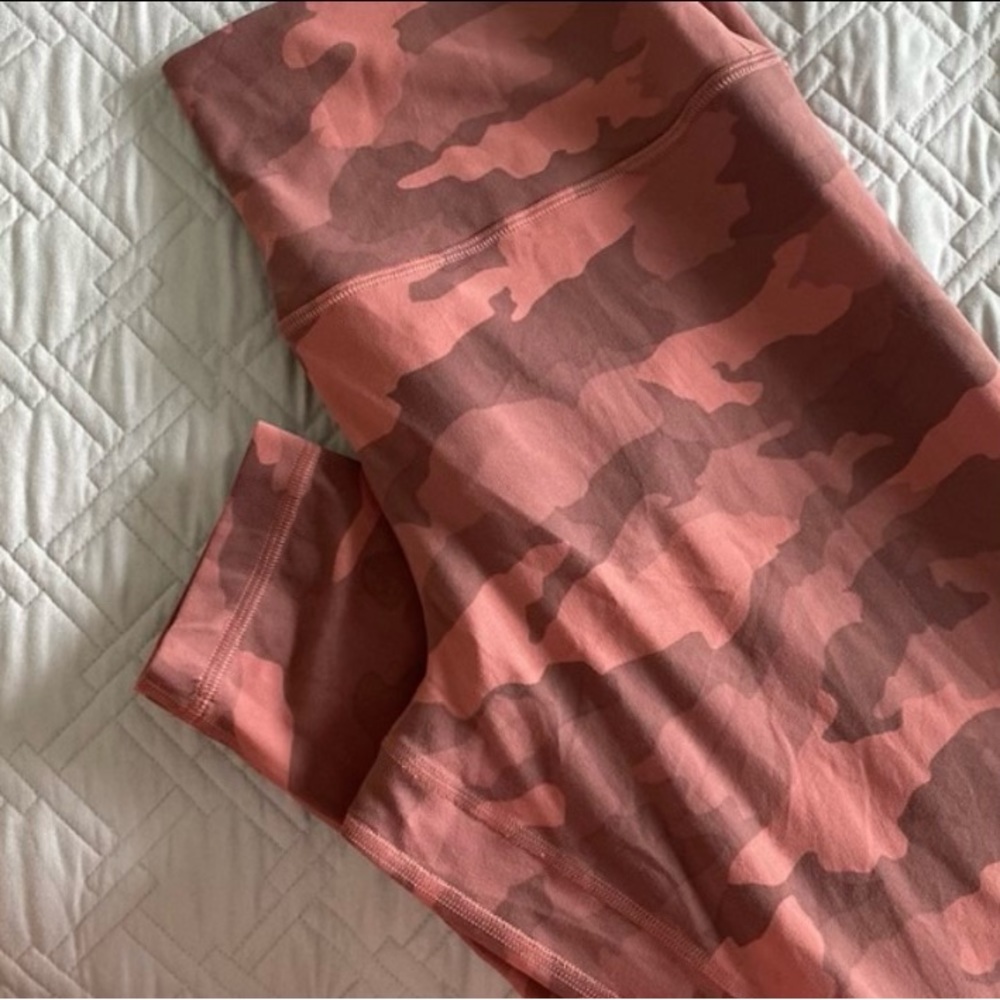 Lululemon Wunder Train HR tight 25”